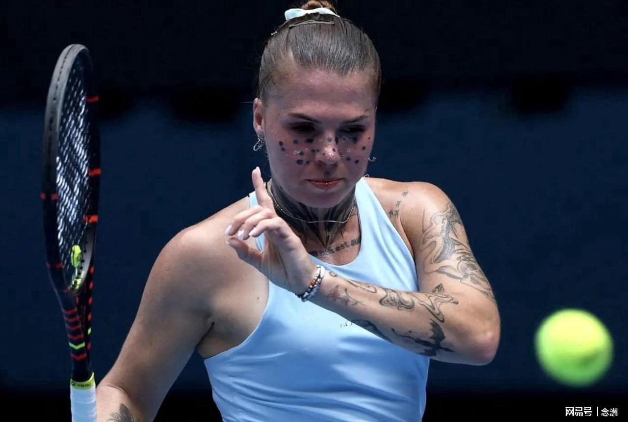 世界杯世预赛时间-反差！乌克兰名将13天3次抵制俄罗斯 却与中国金花热情合影+握手